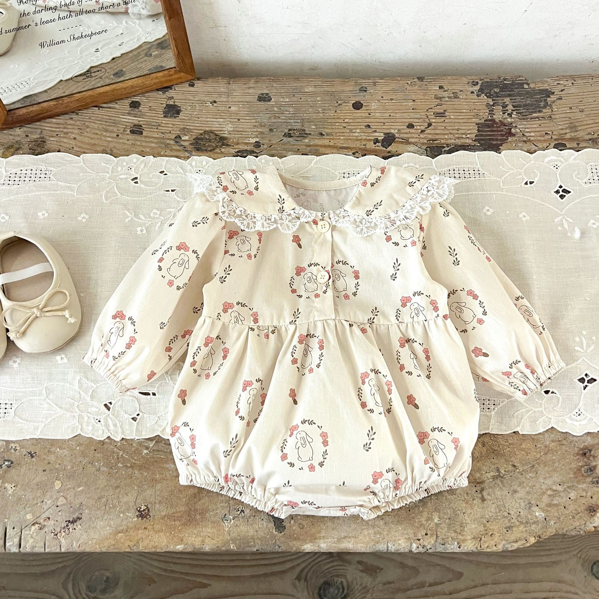 Baby Girls Lace Splice Long Sleeve Cotton Bodysuit