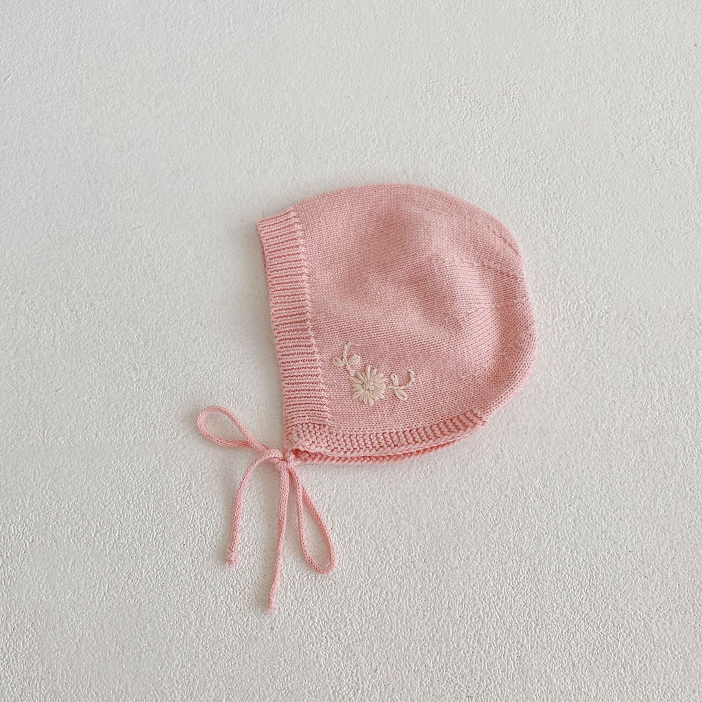 Children's Knitted Set with Embroidered Flowers