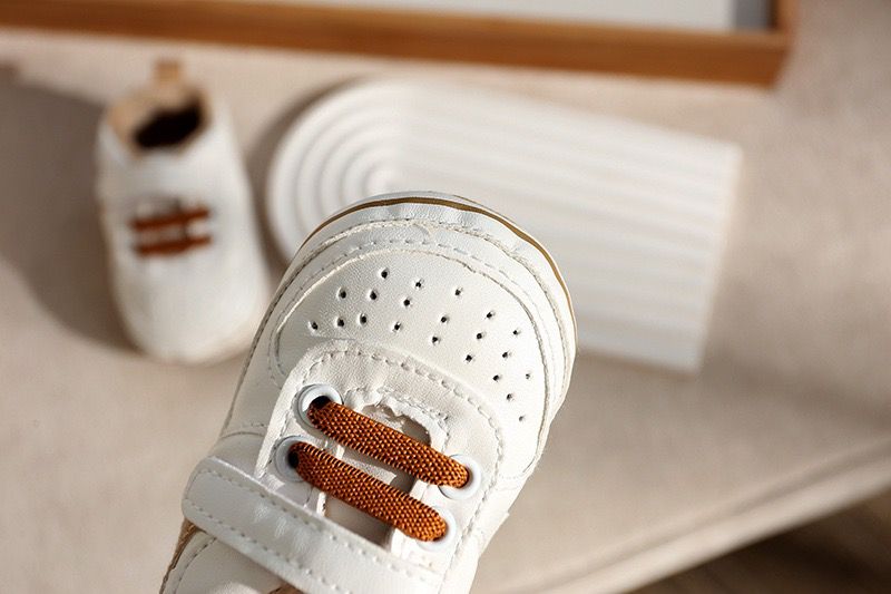 Kids Velcro Sneakers with Fur