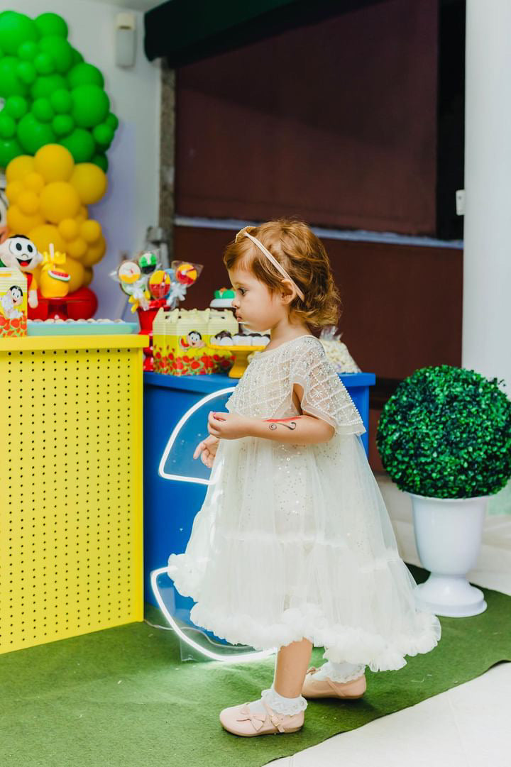 Vestito glitterato per bambine con ruches