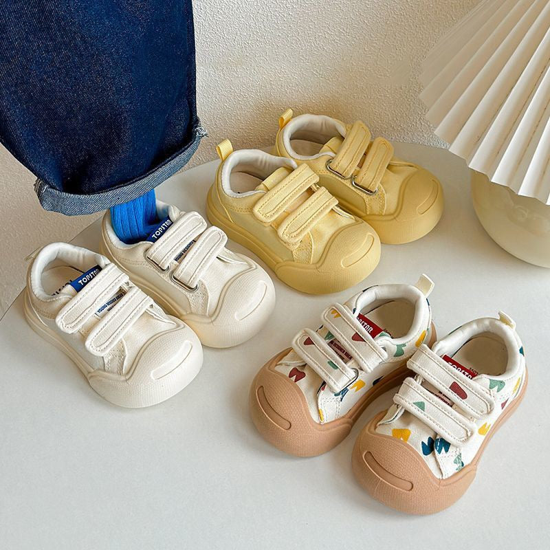 Sneakers da bambino con doppio strappo