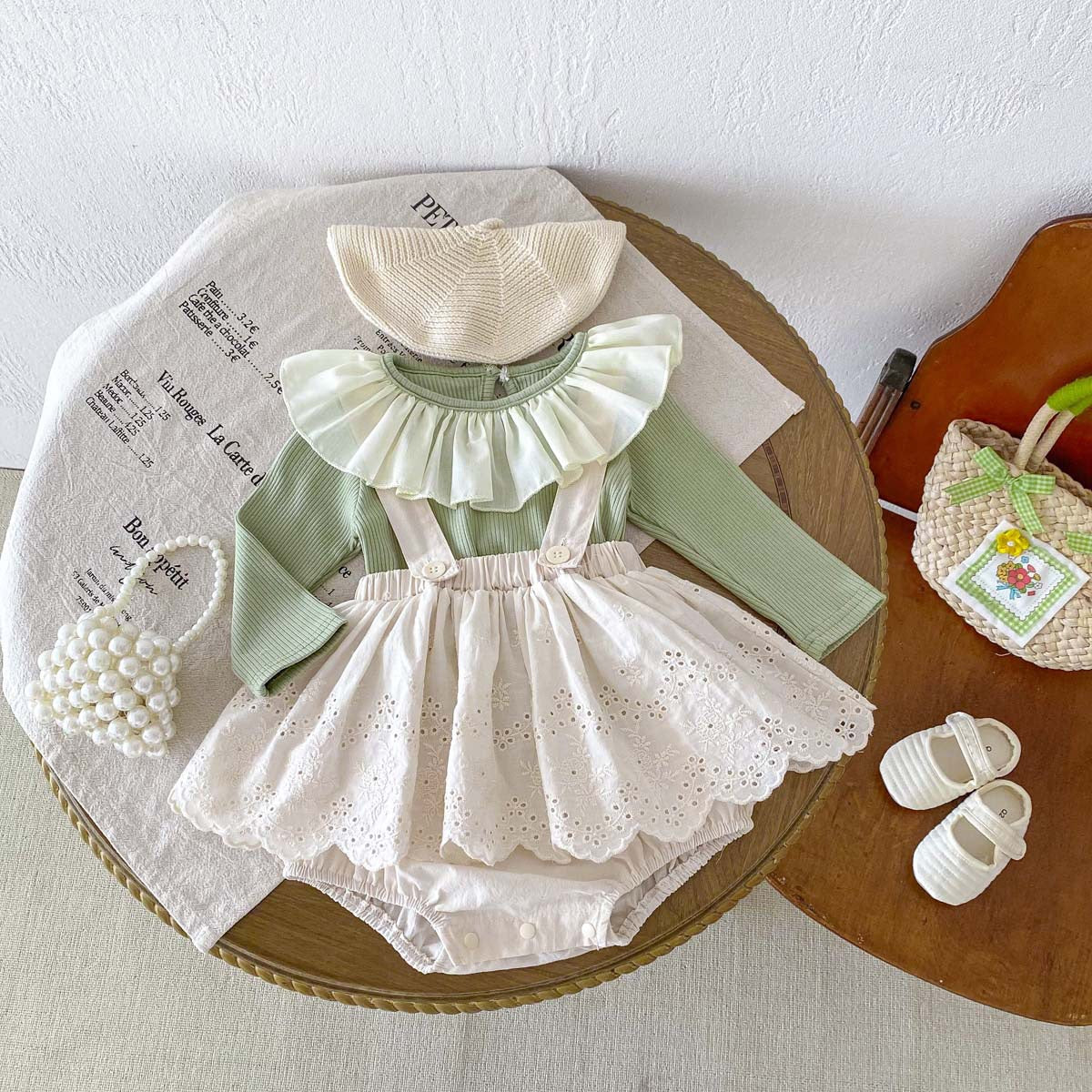 Children's Long-Sleeved Lace Set