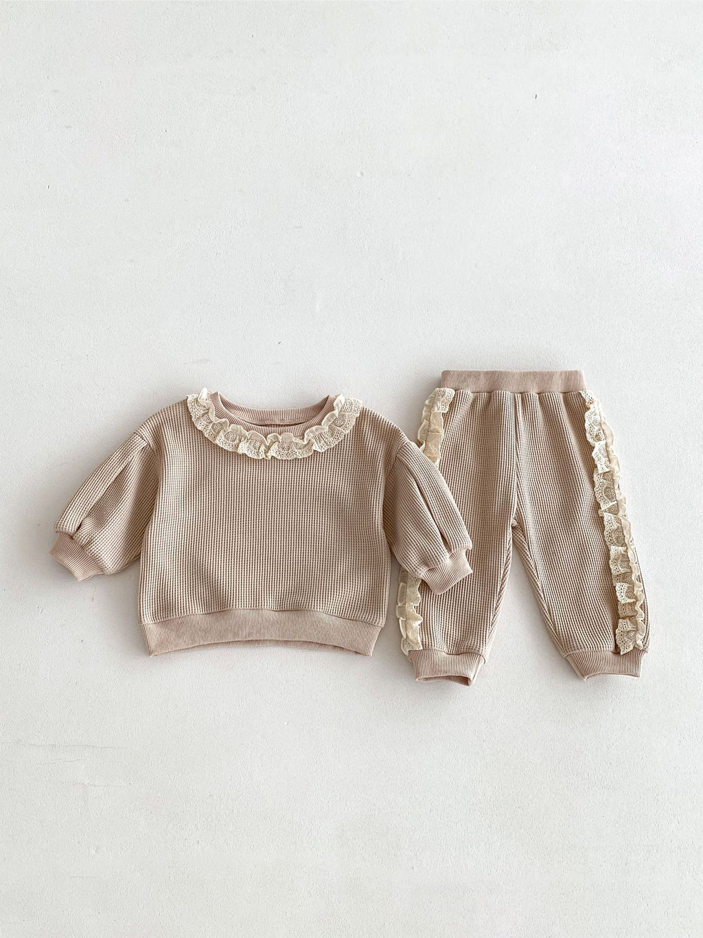 Children's Set with Lace Ruffles