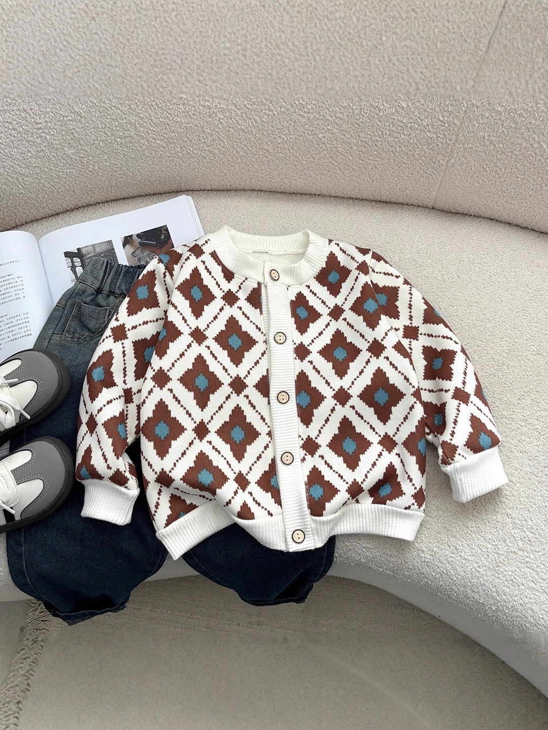 Kids Striped Heart Embroidered Warm Sweater Coat
