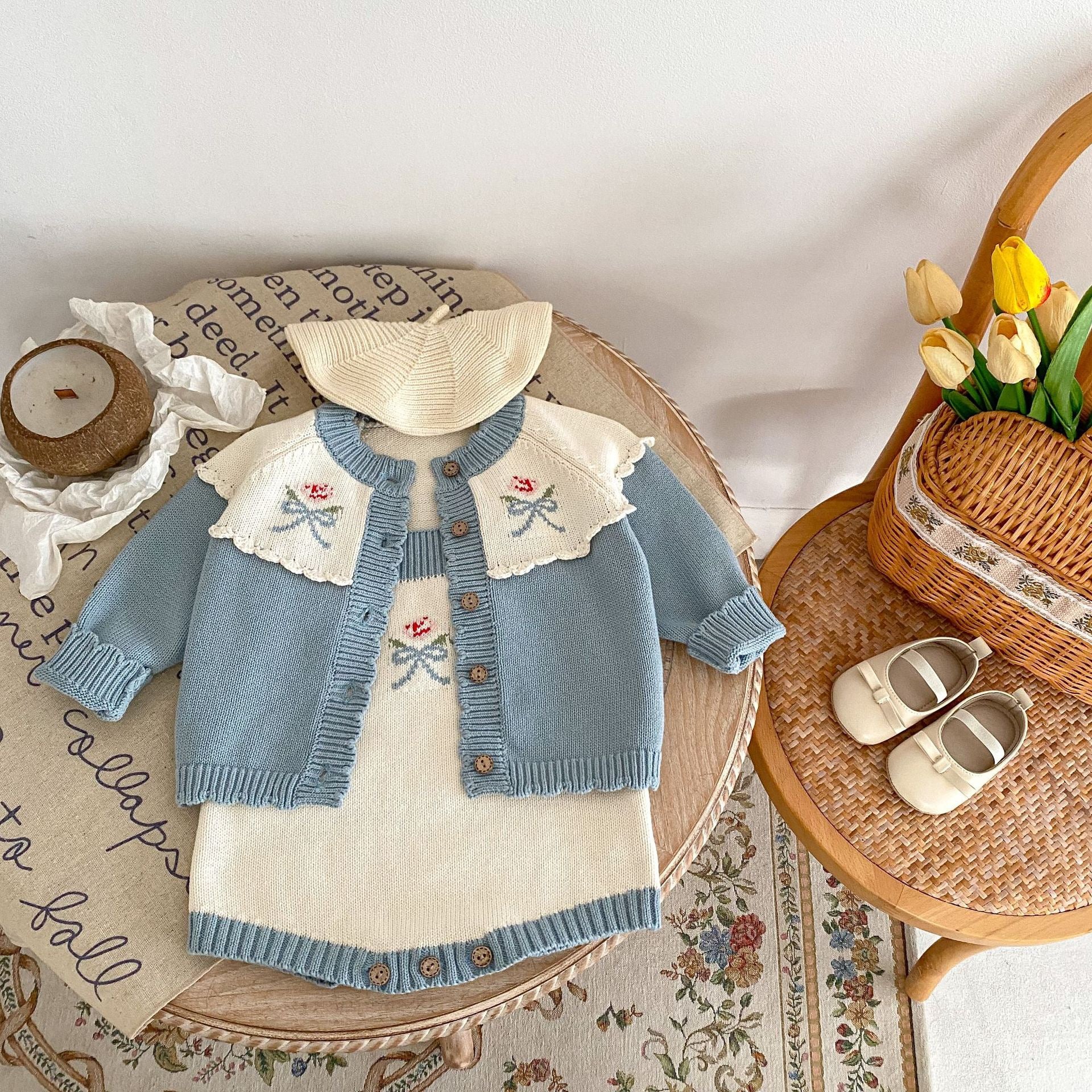Children's Knitted Set with Bows, 2 Pieces