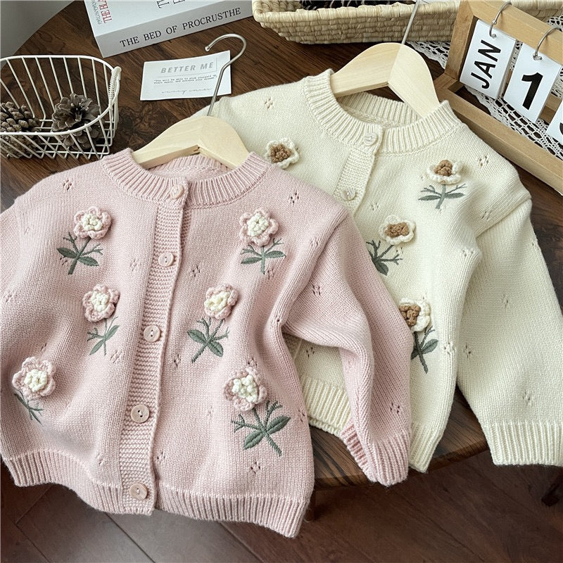 Cárdigan de punto para niña con florecitas