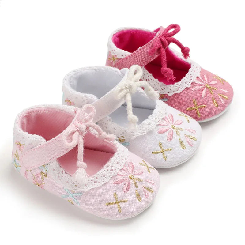 New Flower Embroidery Baby Girl Shoes Cotton Non-slip Soled Toddler Shoes
