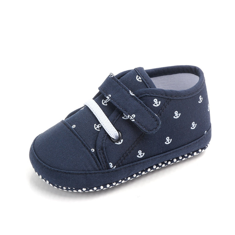 Sneakers con il Velcro
