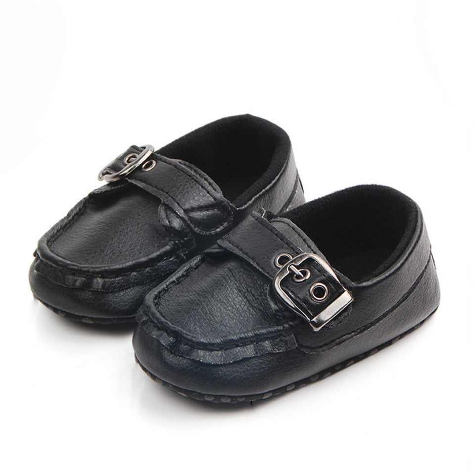 Mocassino con fibbia per neonati
