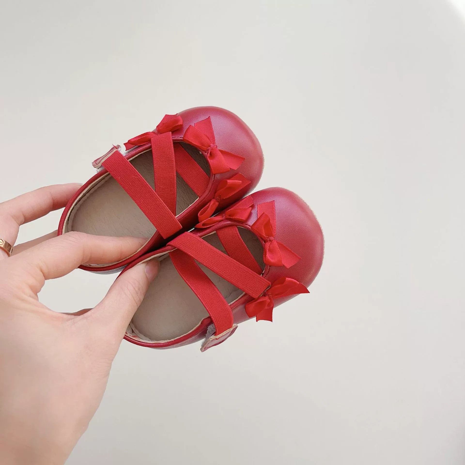Children's Shoes with Bows