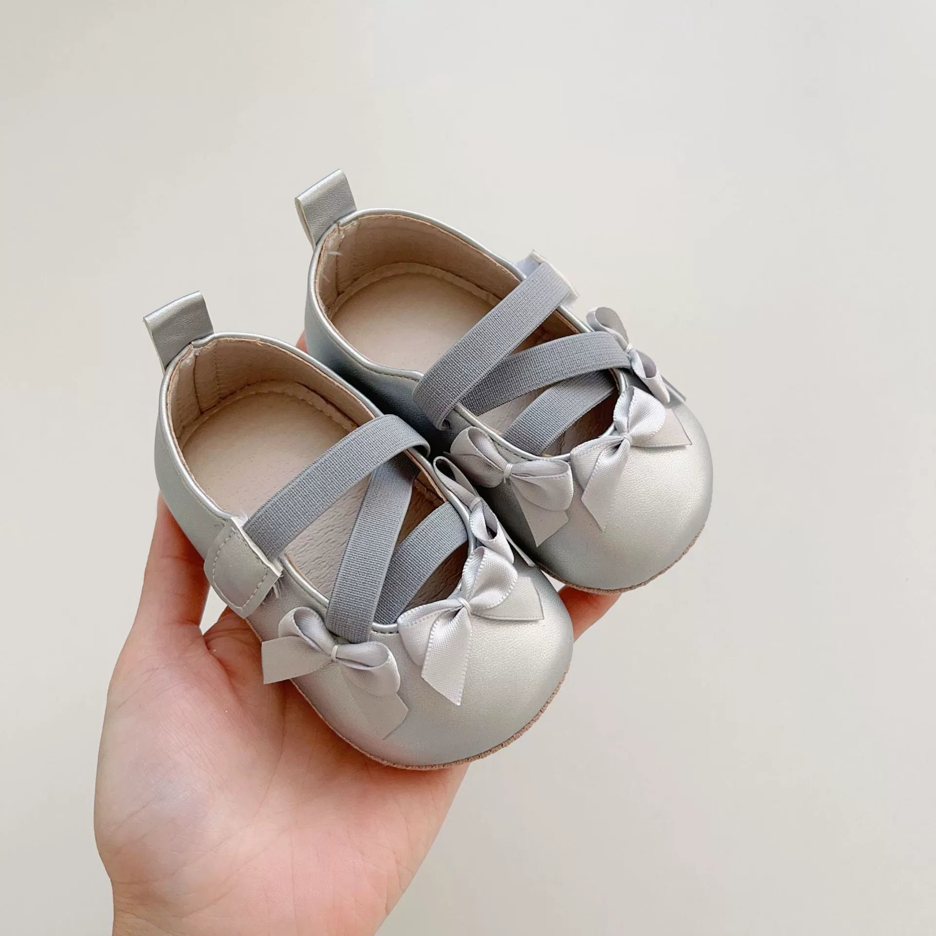 Children's Shoes with Bows