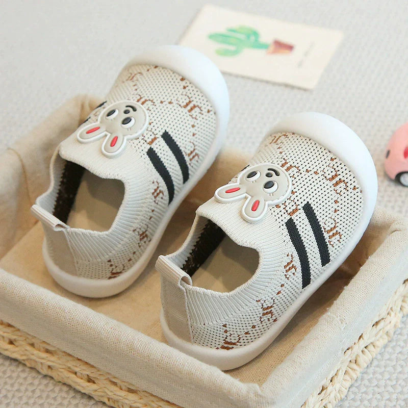 Sneakers per bambini con suola morbida e design a coniglio