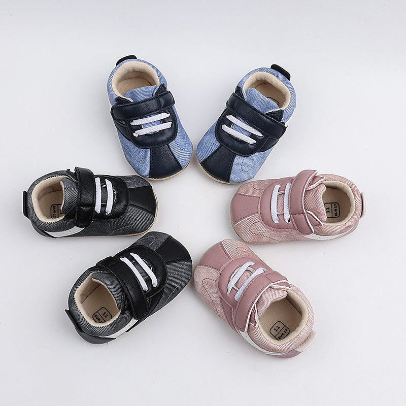 Scarpine morbide per bambini con strappo