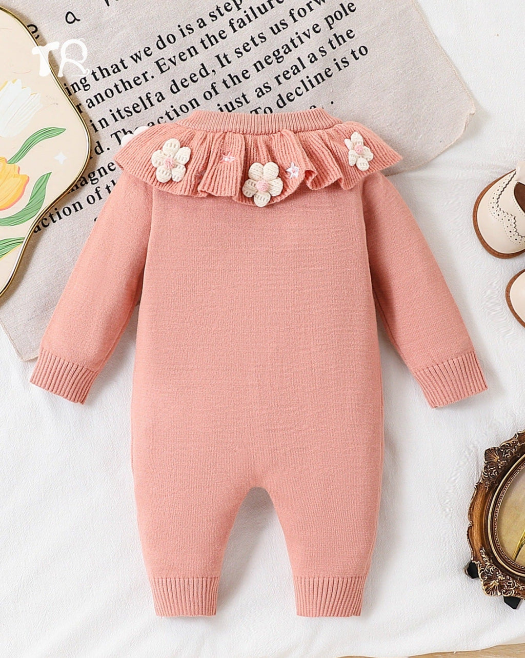 Knitted Jumpsuit with Little Flowers