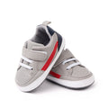 Sneakers comode per bambini con chiusura a strappo