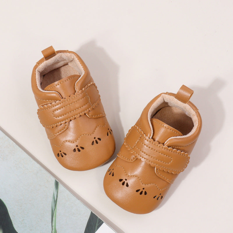 Scarpine con velcro per le piccole principesse
