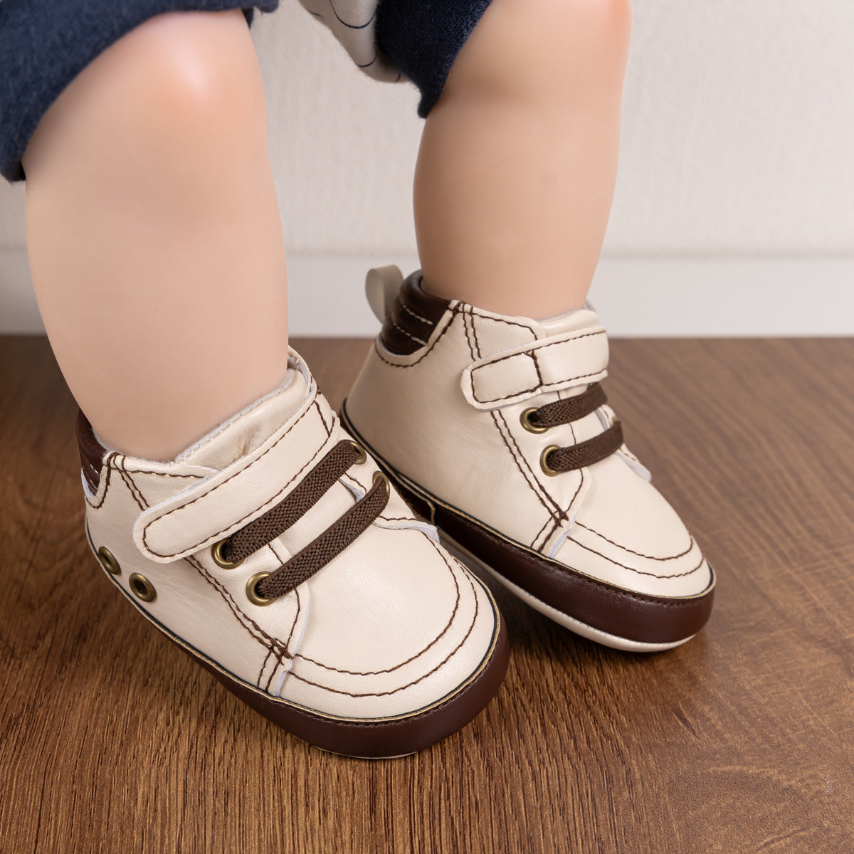Sneakers con strappo per bambini