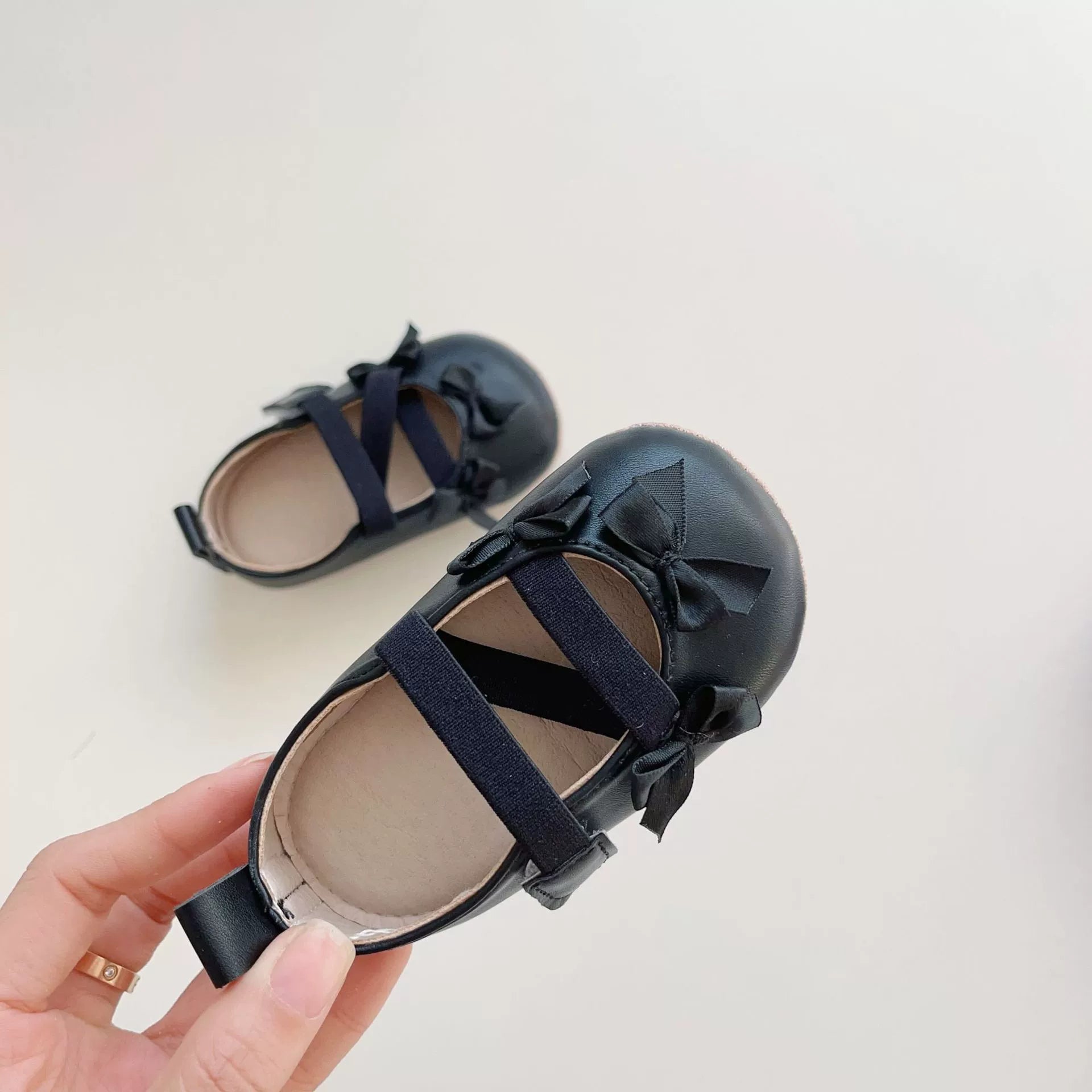 Children's Shoes with Bows