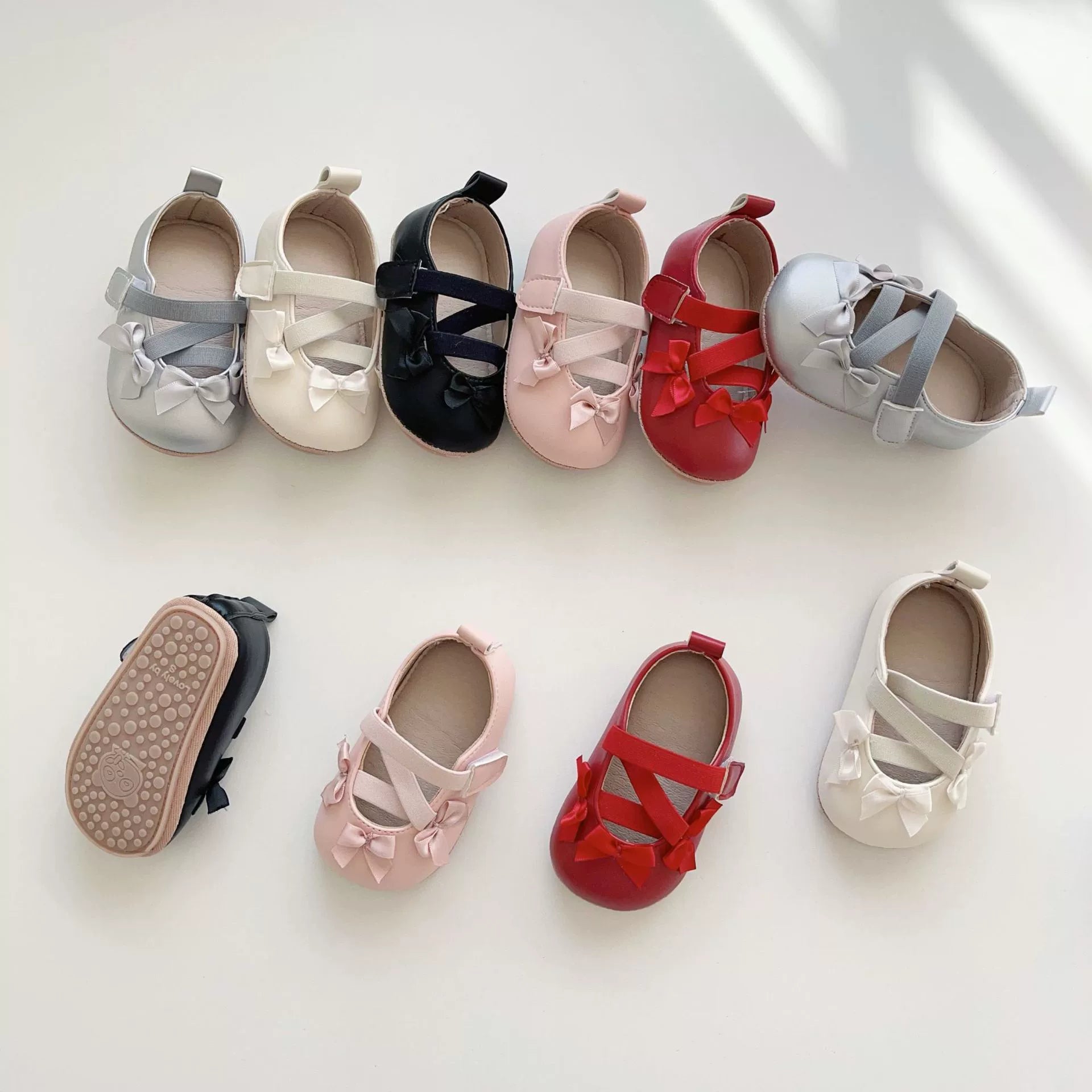 Children's Shoes with Bows
