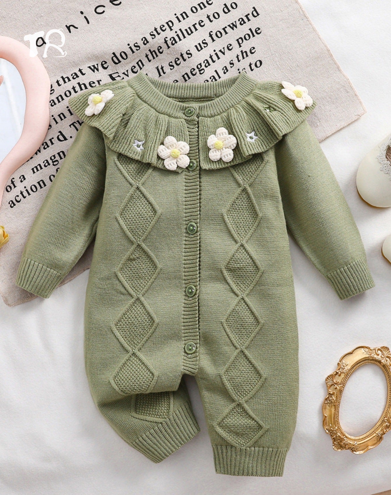 Knitted Jumpsuit with Little Flowers