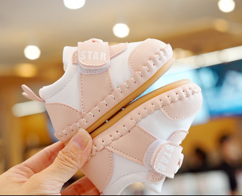 Sneakers con lacci Stars per bambini