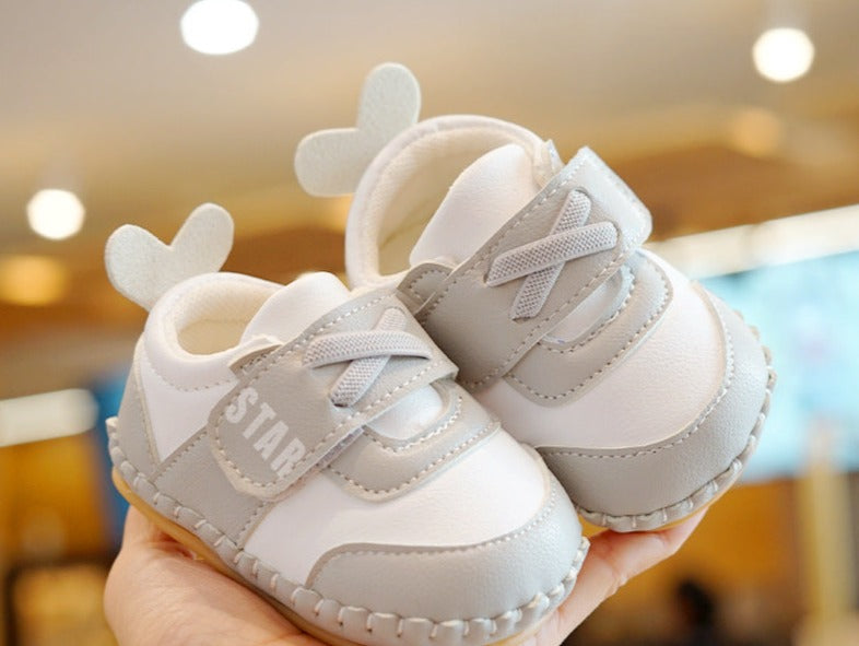 Sneakers con lacci Stars per bambini