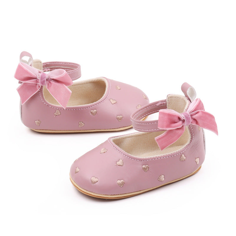 Scarpe da bambina con cuoricini