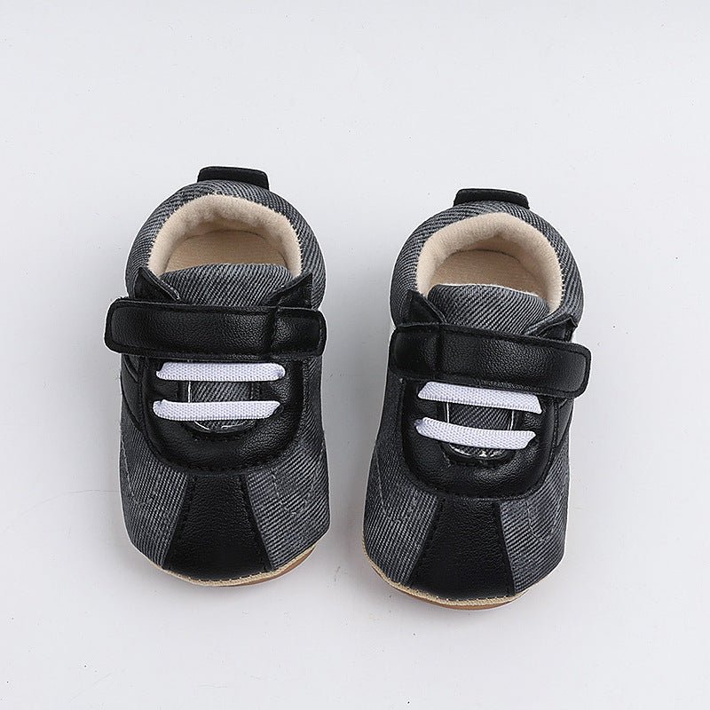 Scarpine morbide per bambini con strappo