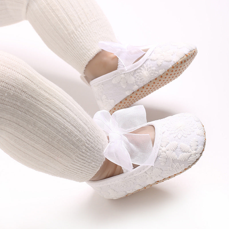 Children's Lace-Up Shoe with Bow
