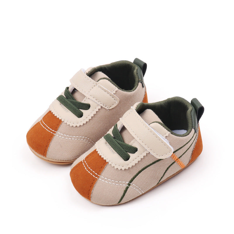 Sneakers per bambini con chiusura a strappo
