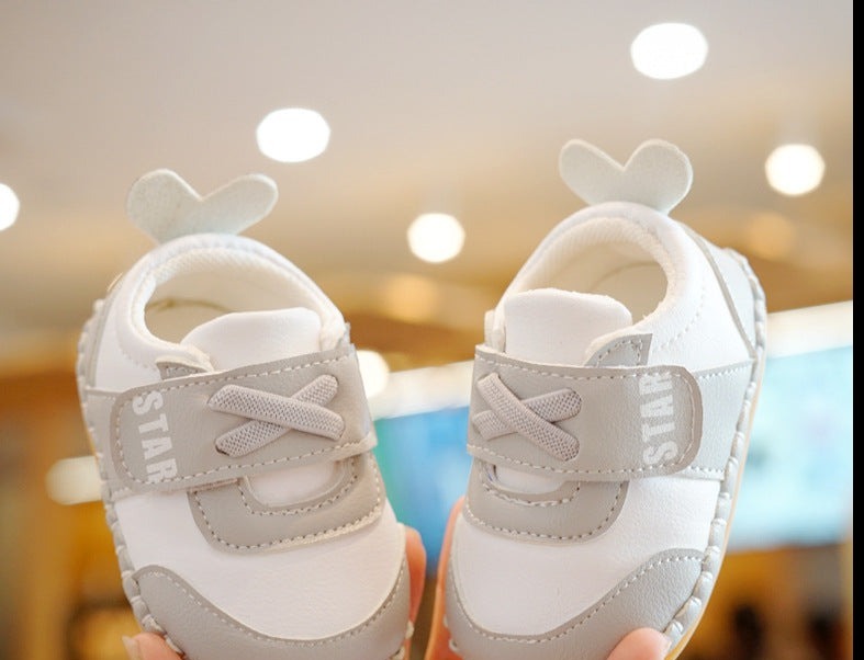 Sneakers con lacci Stars per bambini
