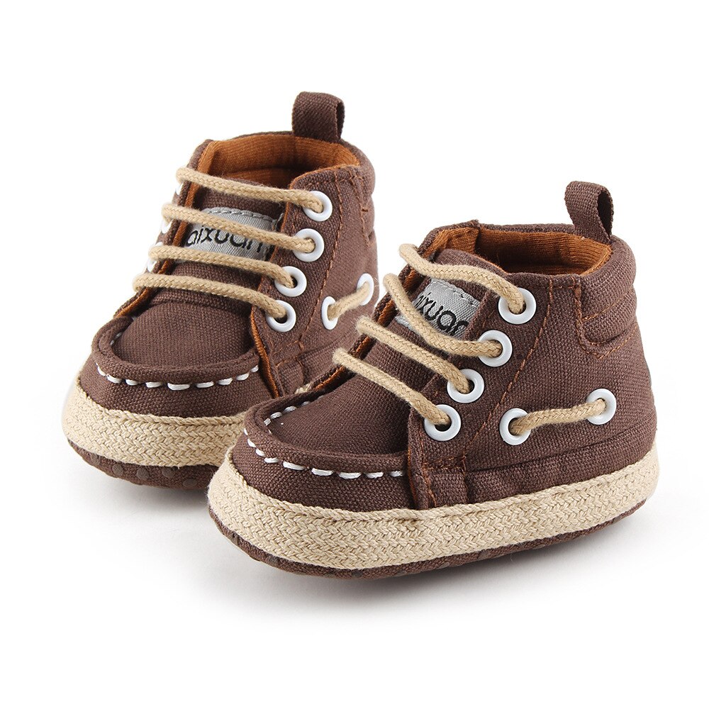 Sneakers alte con lacci