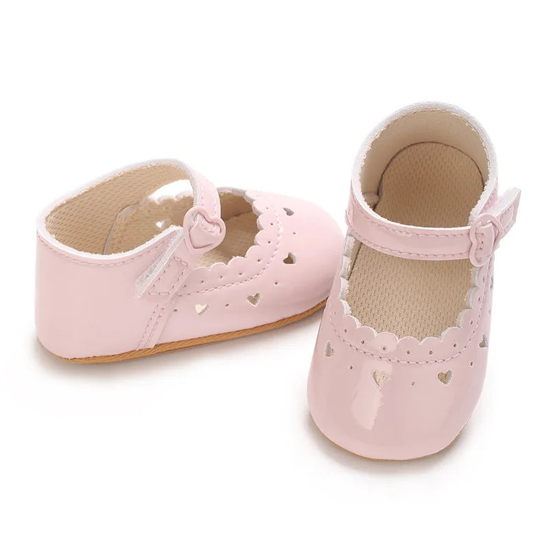Sweet Heart Buckle Patent Baby Girl Mary Jane Shoes