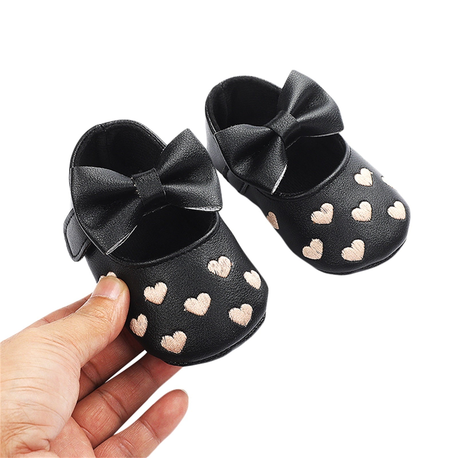 Scarpa da bambina con fiocco e cuore
