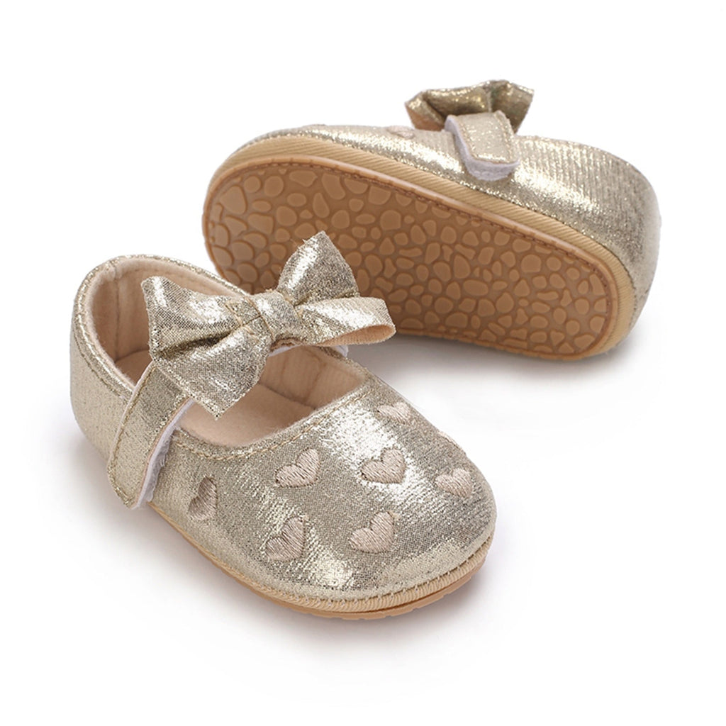 Children's bow and heart shoes