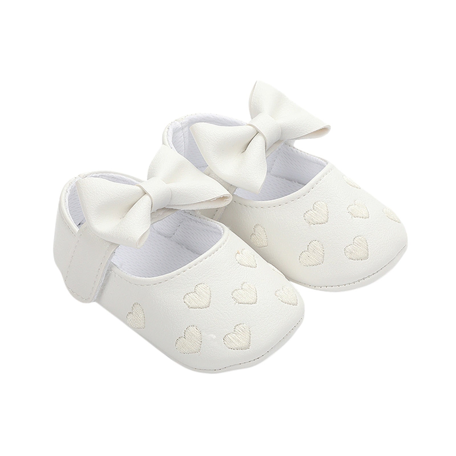 Scarpa da bambina con fiocco e cuore