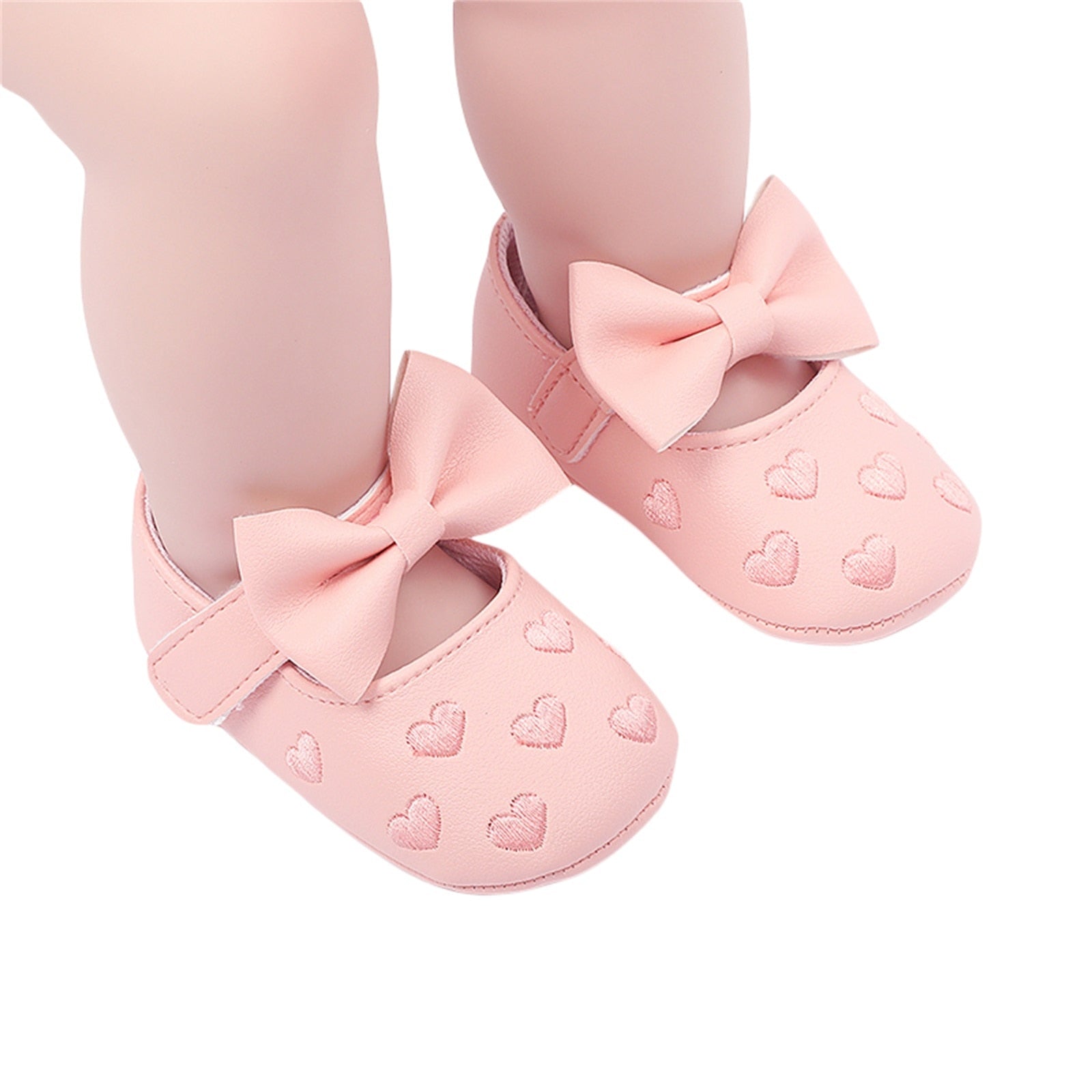 Scarpa da bambina con fiocco e cuore