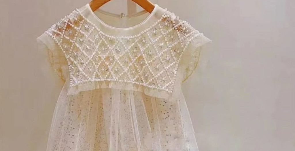 Vestito glitterato per bambine con ruches